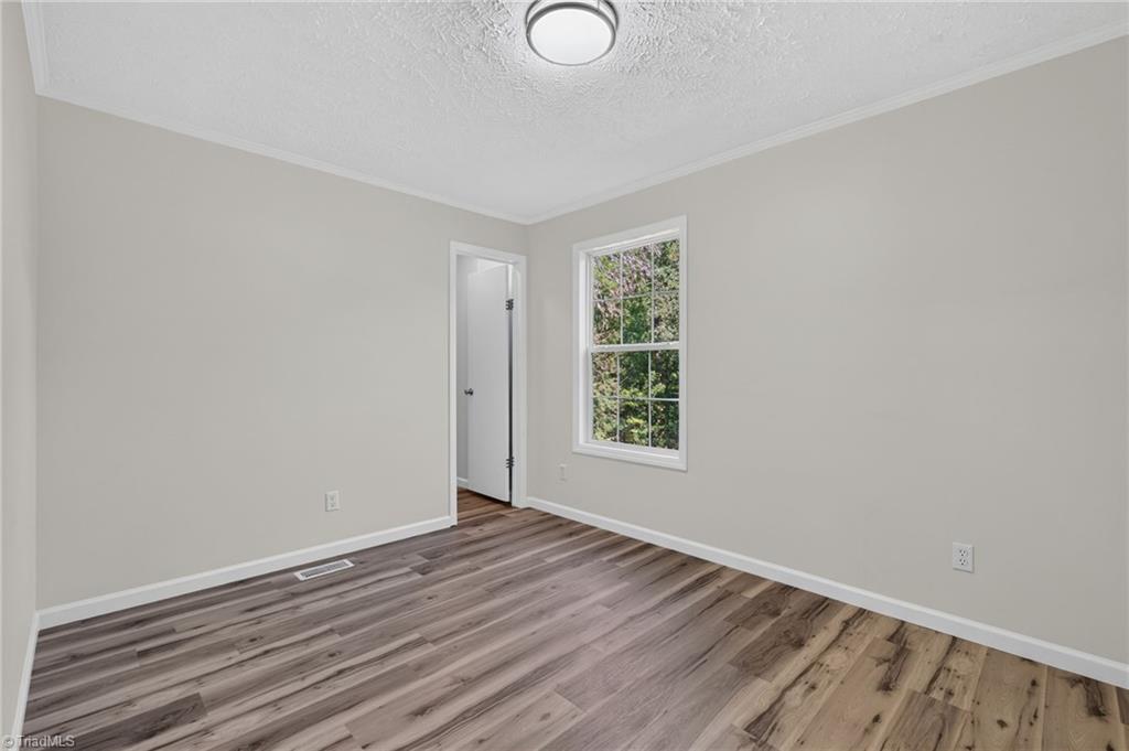 2304 Yellow Pine Drive Property Photo 19