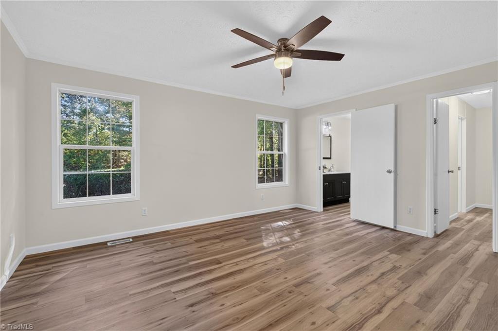 2304 Yellow Pine Drive Property Photo 22