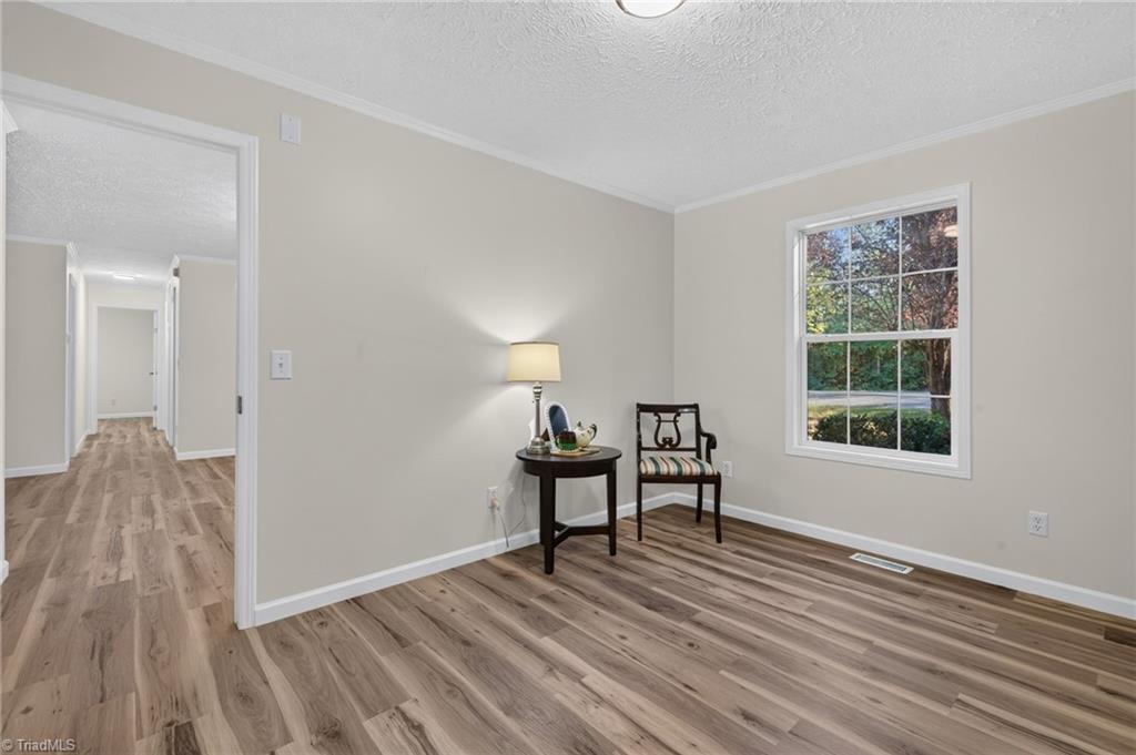 2304 Yellow Pine Drive Property Photo 23