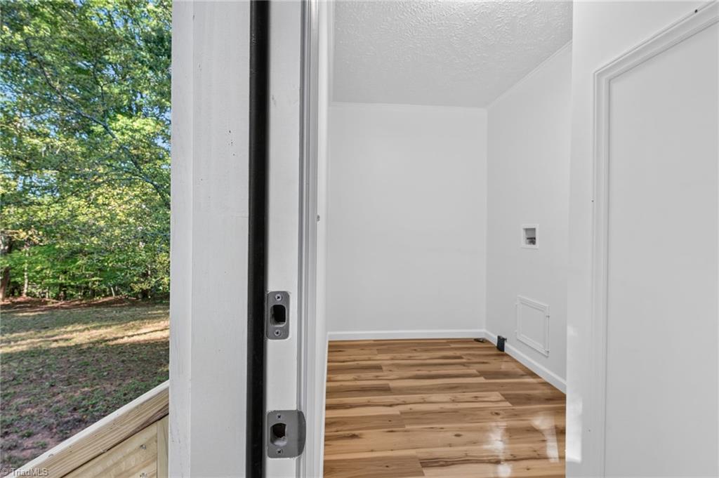 2304 Yellow Pine Drive Property Photo 24