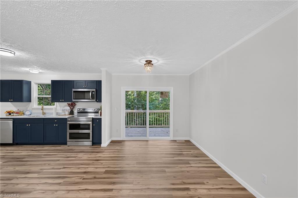 2304 Yellow Pine Drive Property Photo 26