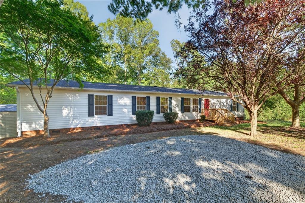 2304 Yellow Pine Drive Property Photo 35