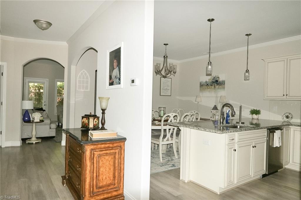 101 Parkview Drive Property Photo 13