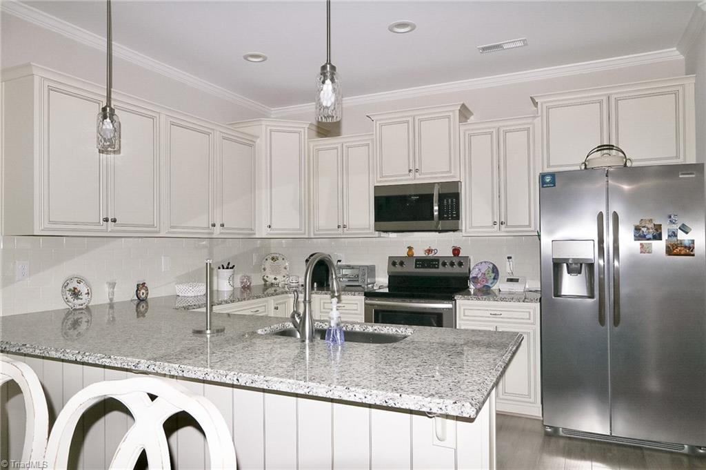 101 Parkview Drive Property Photo 14