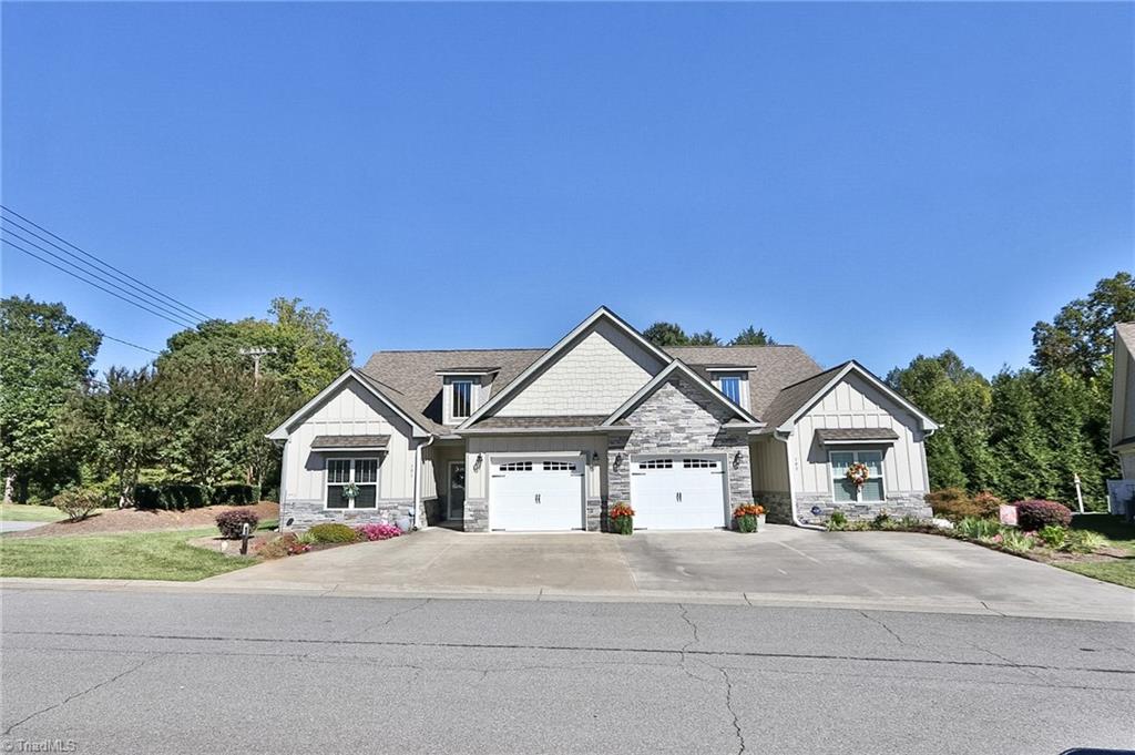 101 Parkview Drive Property Photo 33