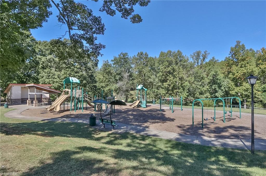 101 Parkview Drive Property Photo 34
