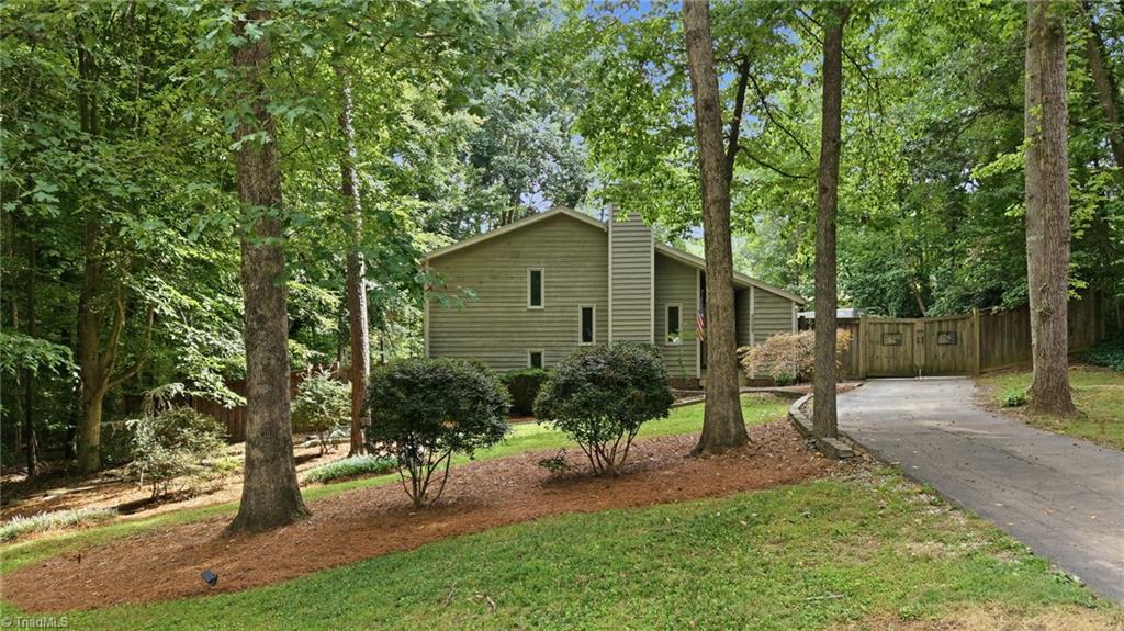 4009 Loch Lorien Road Property Photo 1