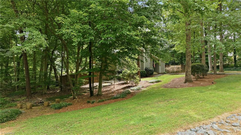 4009 Loch Lorien Road Property Photo 4