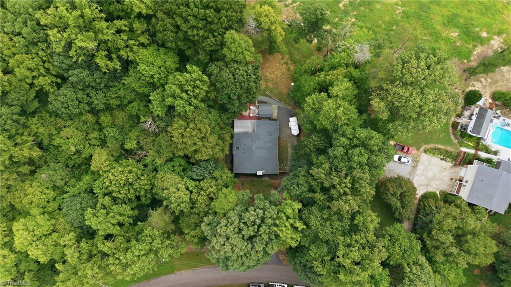 4009 Loch Lorien Road Property Photo 5