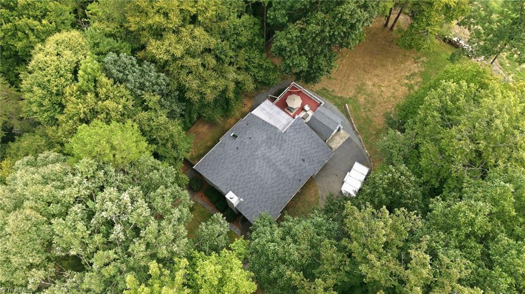 4009 Loch Lorien Road Property Photo 6
