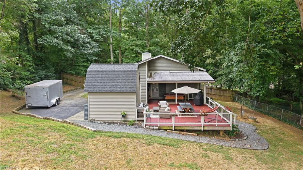 4009 Loch Lorien Road Property Photo 8