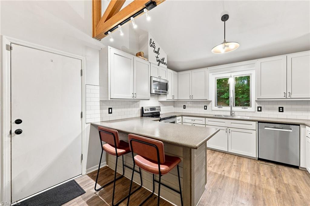 4009 Loch Lorien Road Property Photo 11