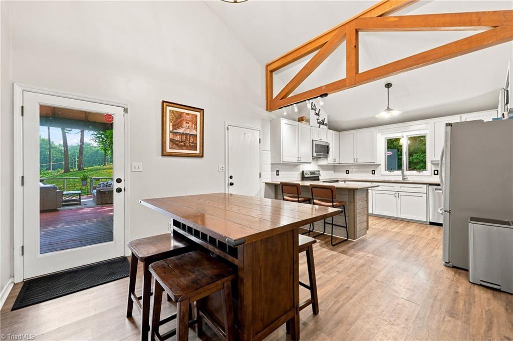 4009 Loch Lorien Road Property Photo 16