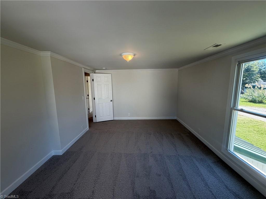 2549 Ossipee Front Street Property Photo 13