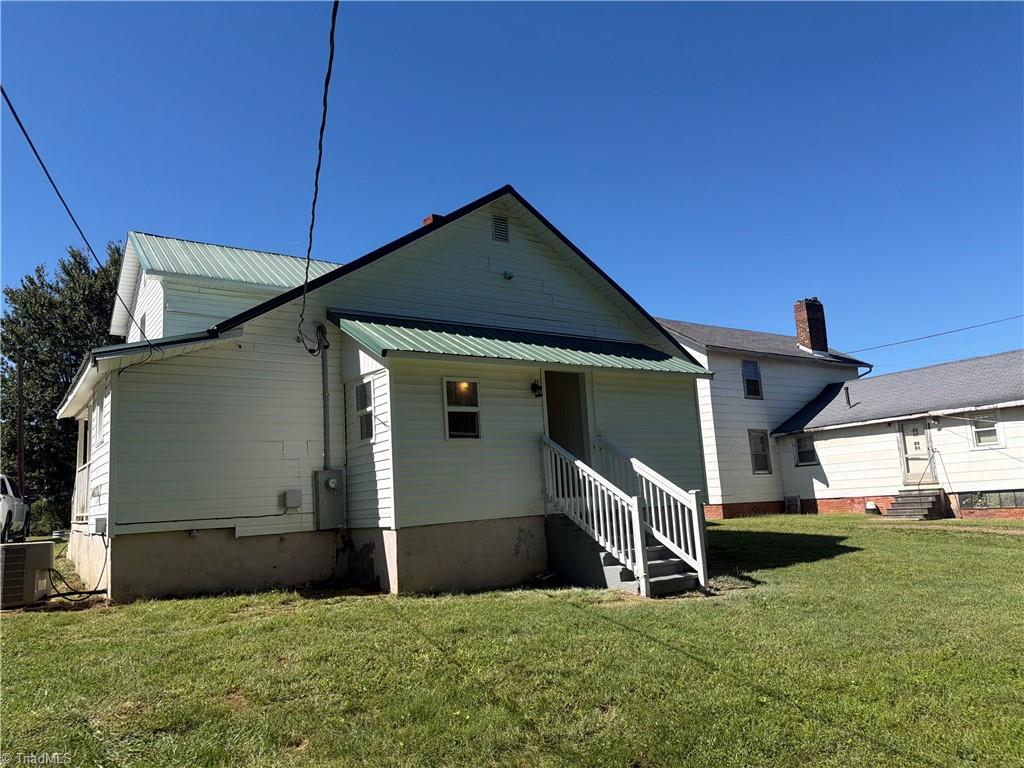 2549 Ossipee Front Street Property Photo 20