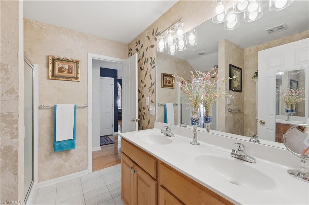 6401 Bellcross Trail Property Photo 12