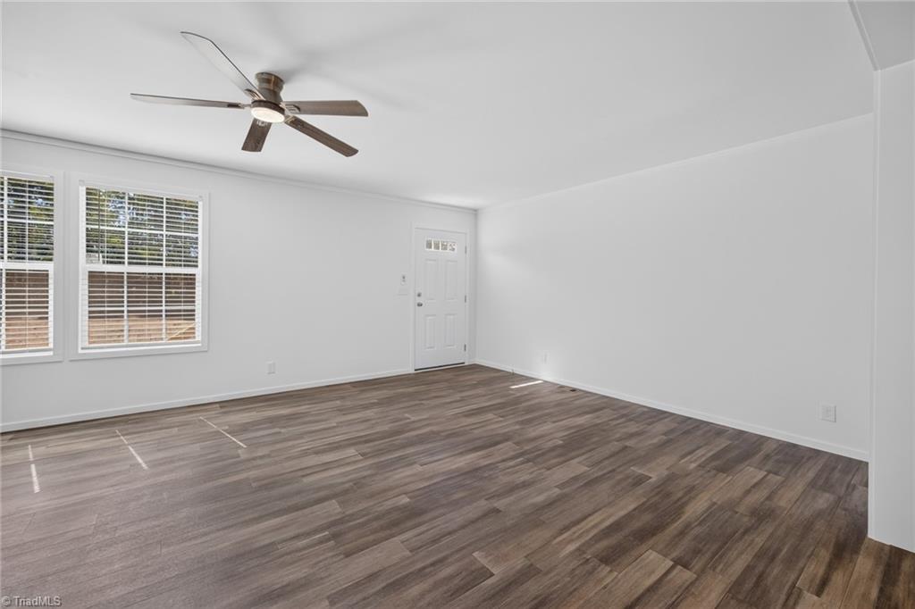 202 Christophers Court Property Photo 6