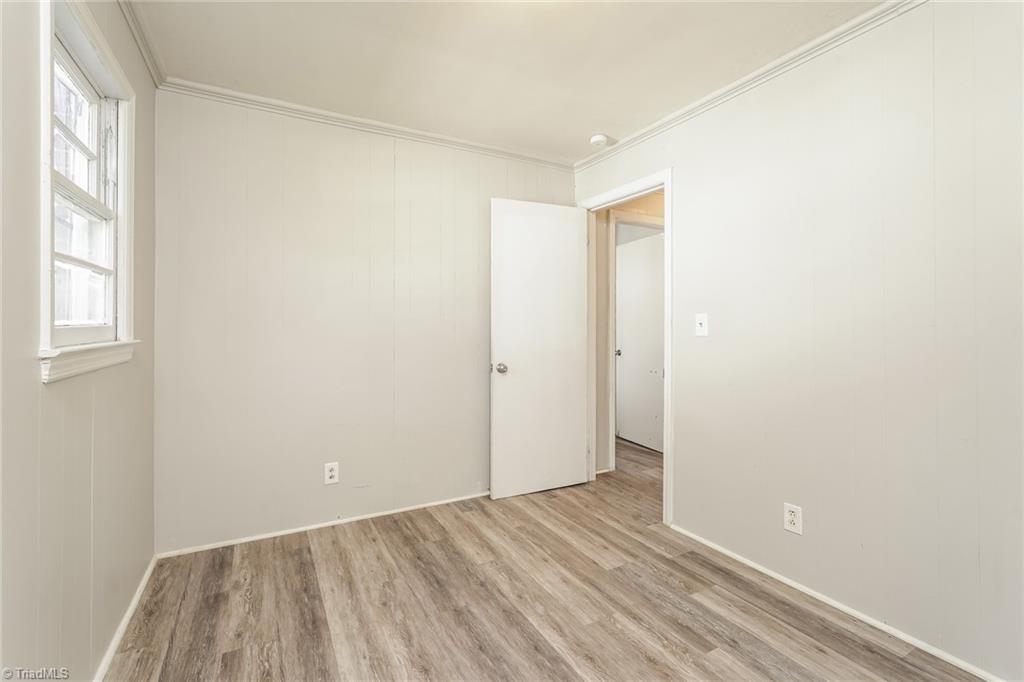 1006 E Devonshire Street Property Photo 12