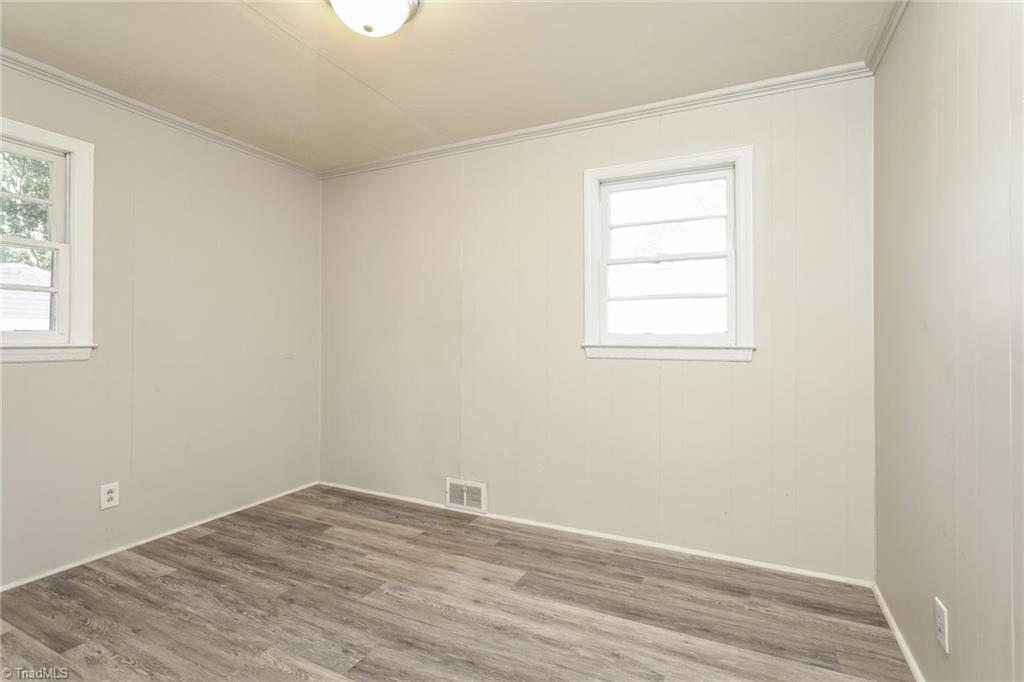 1006 E Devonshire Street Property Photo 13