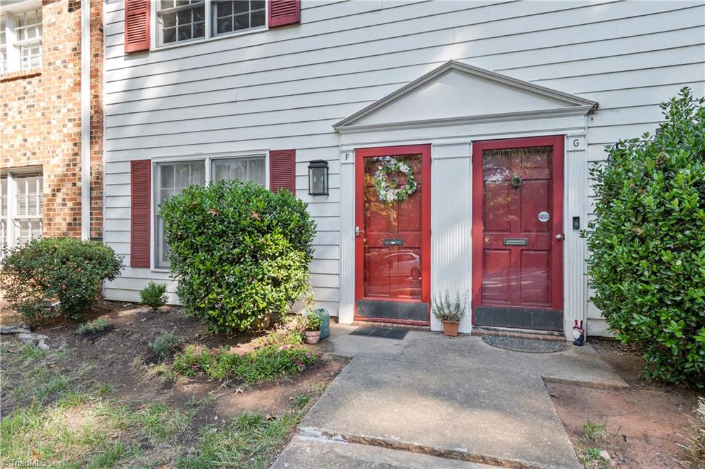 2821 Tully Square # F Property Photo 3