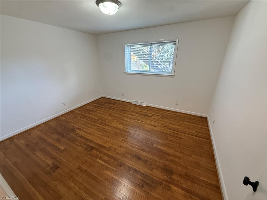 1608 W Northwest Boulevard # D Property Photo 9