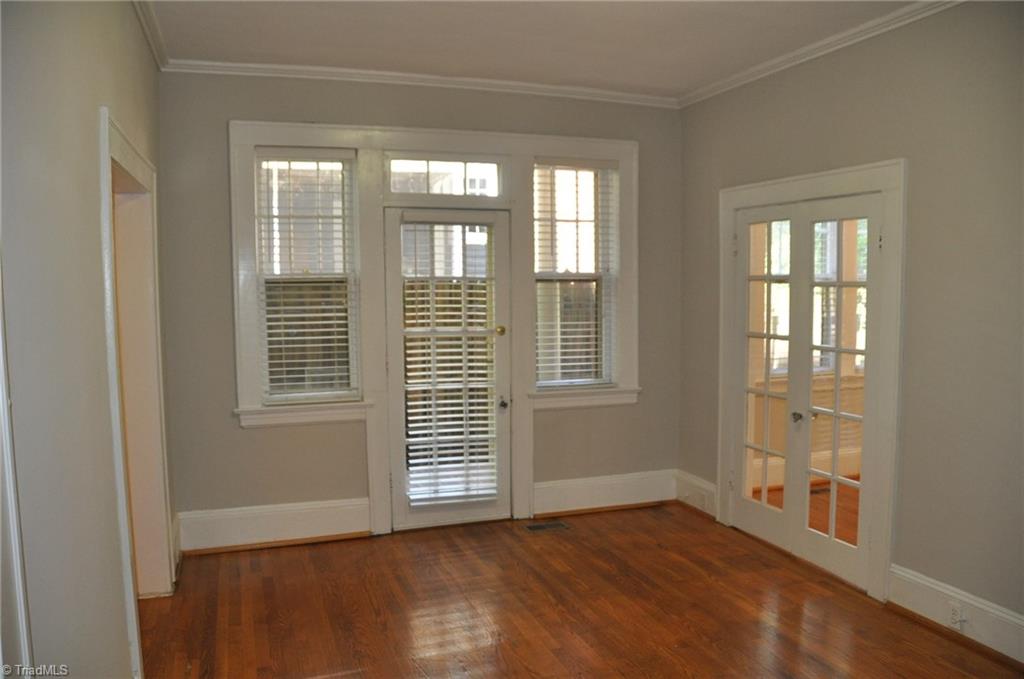 1714 Lynwood Avenue # 2 Property Photo 3