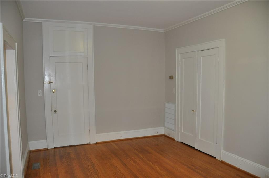 1714 Lynwood Avenue # 2 Property Photo 4