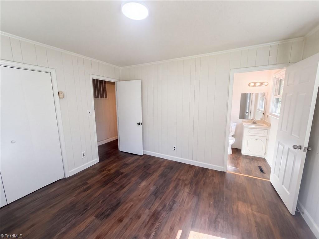 231 Oakgrove Road Property Photo 4