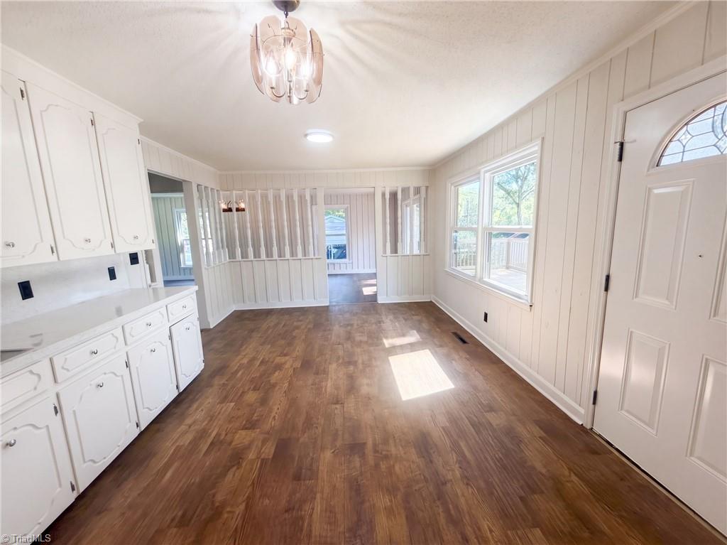 231 Oakgrove Road Property Photo 6