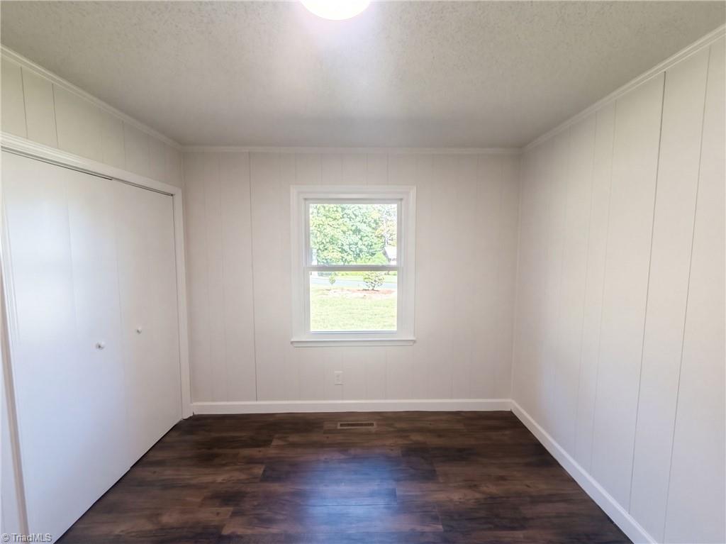 231 Oakgrove Road Property Photo 16