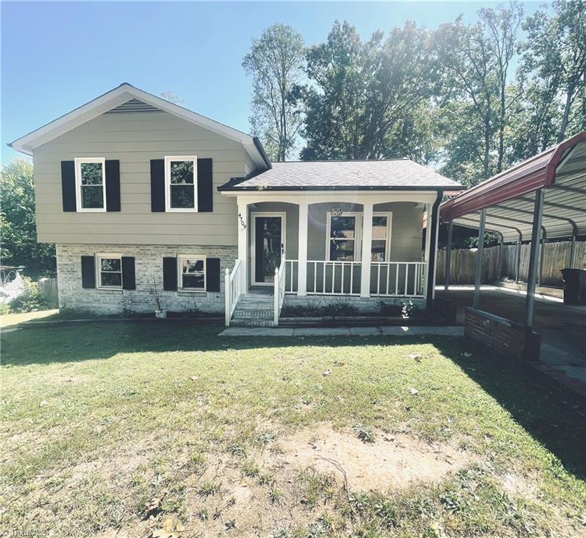 4709 Chaucer Drive Property Photo 1