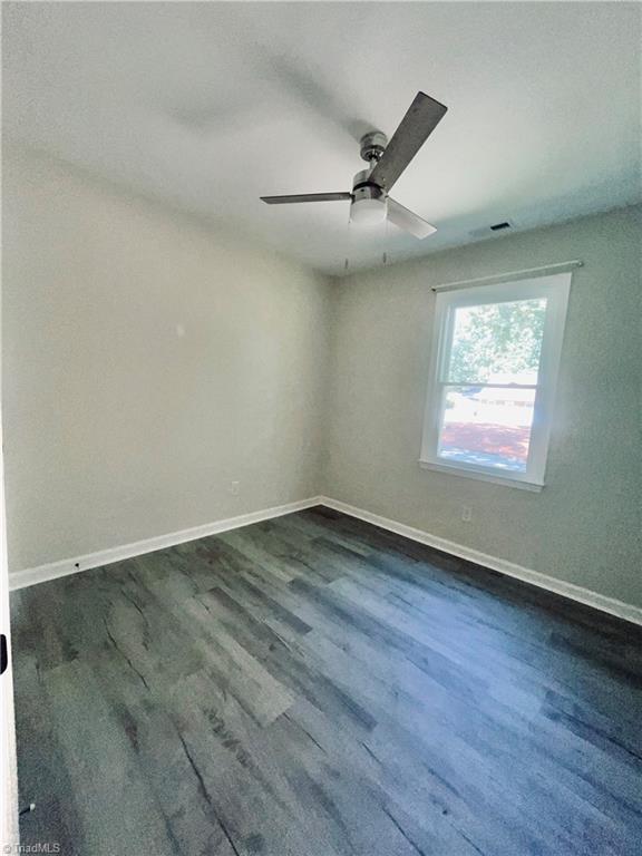 4709 Chaucer Drive Property Photo 6
