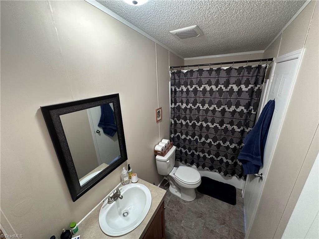 131 Glenwood Road Property Photo 8