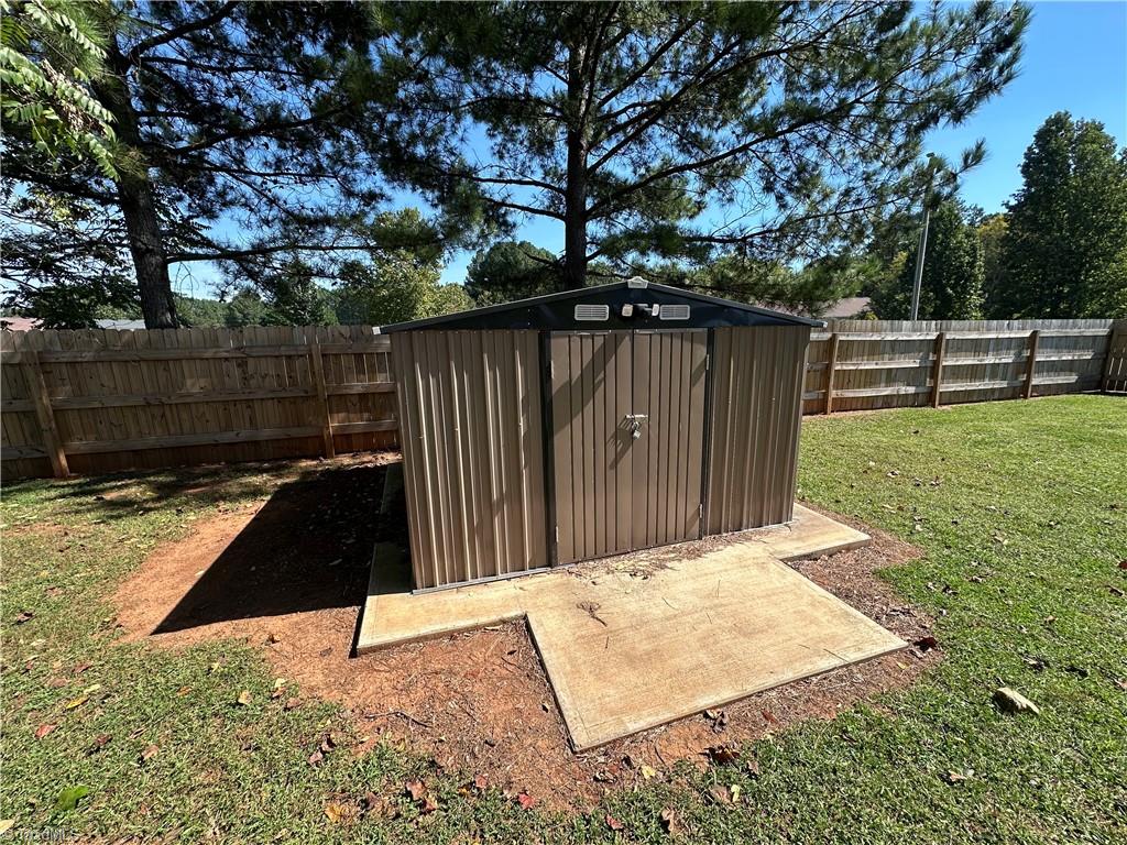 131 Glenwood Road Property Photo 25