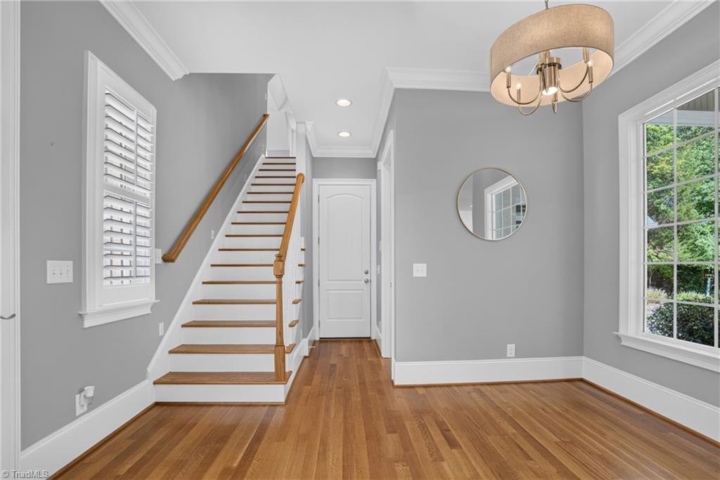1018 Lochshire Drive Property Photo 23