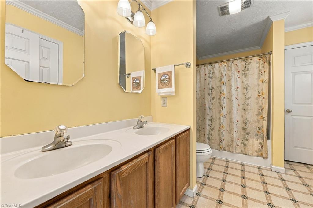 3717 Angus Lane Property Photo 31