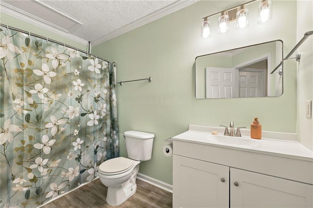3717 Angus Lane Property Photo 32