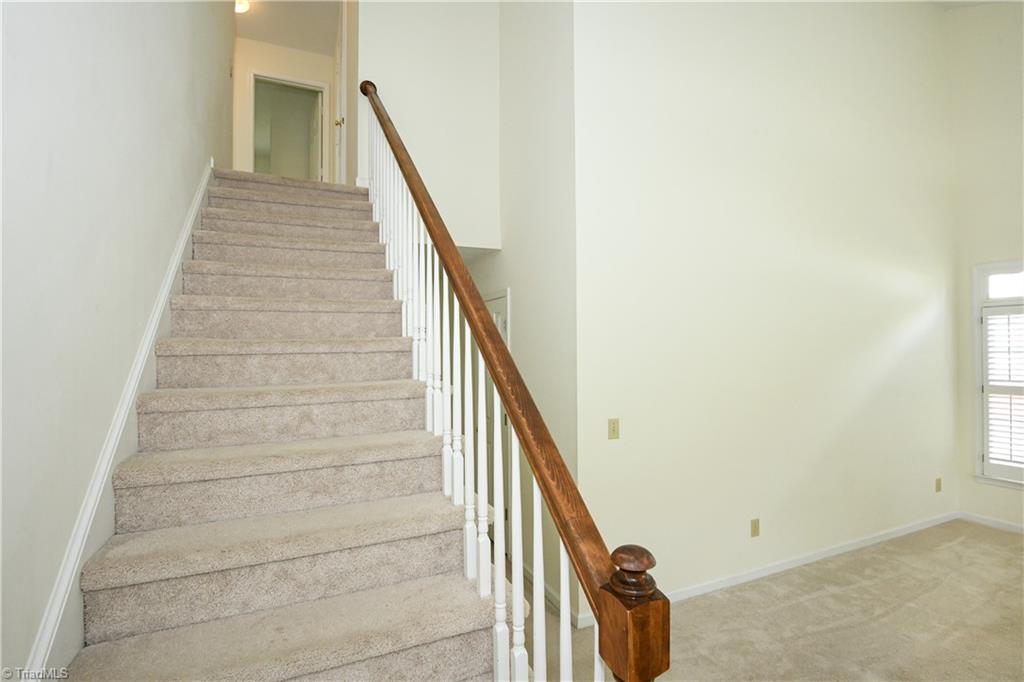 5 Irving Park Lane Property Photo 21