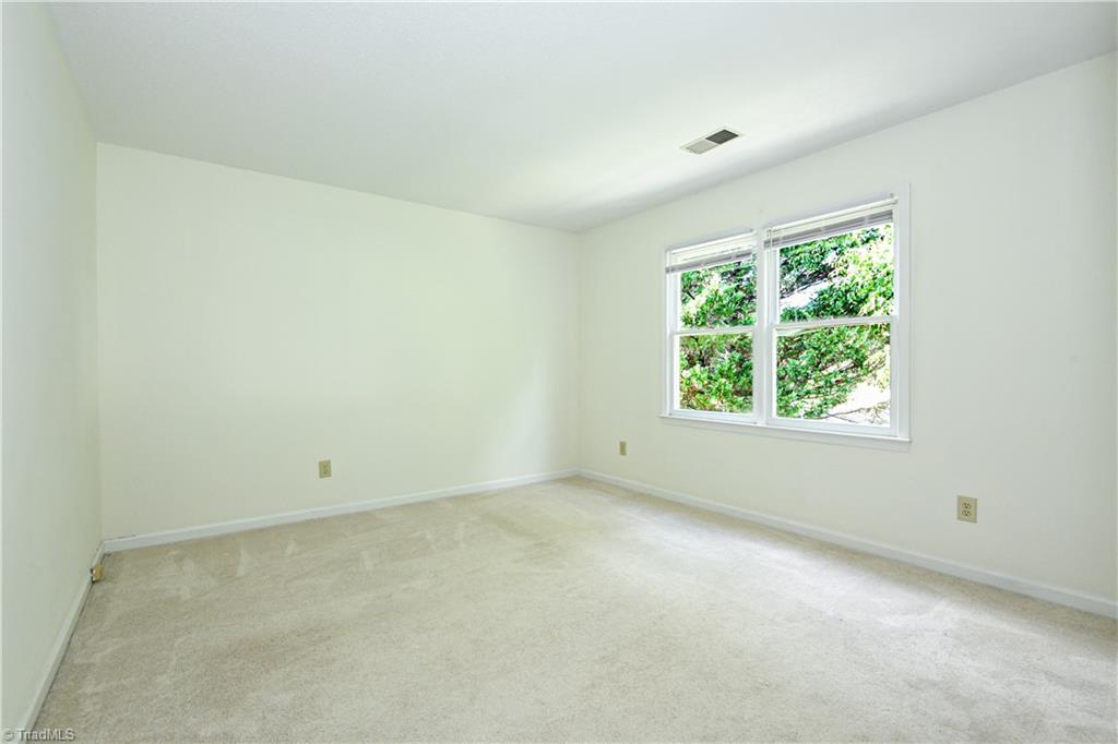 5 Irving Park Lane Property Photo 26