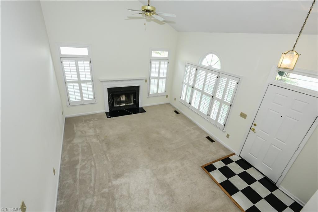 5 Irving Park Lane Property Photo 28