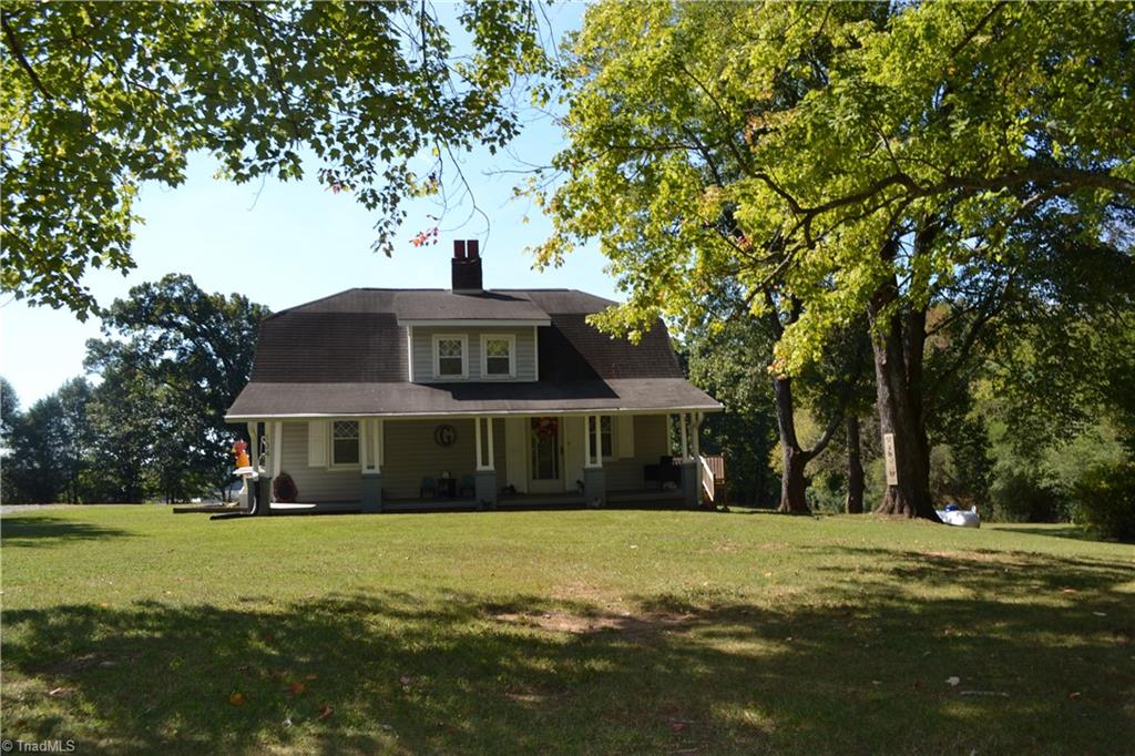134 Settlement Loop Property Photo 3