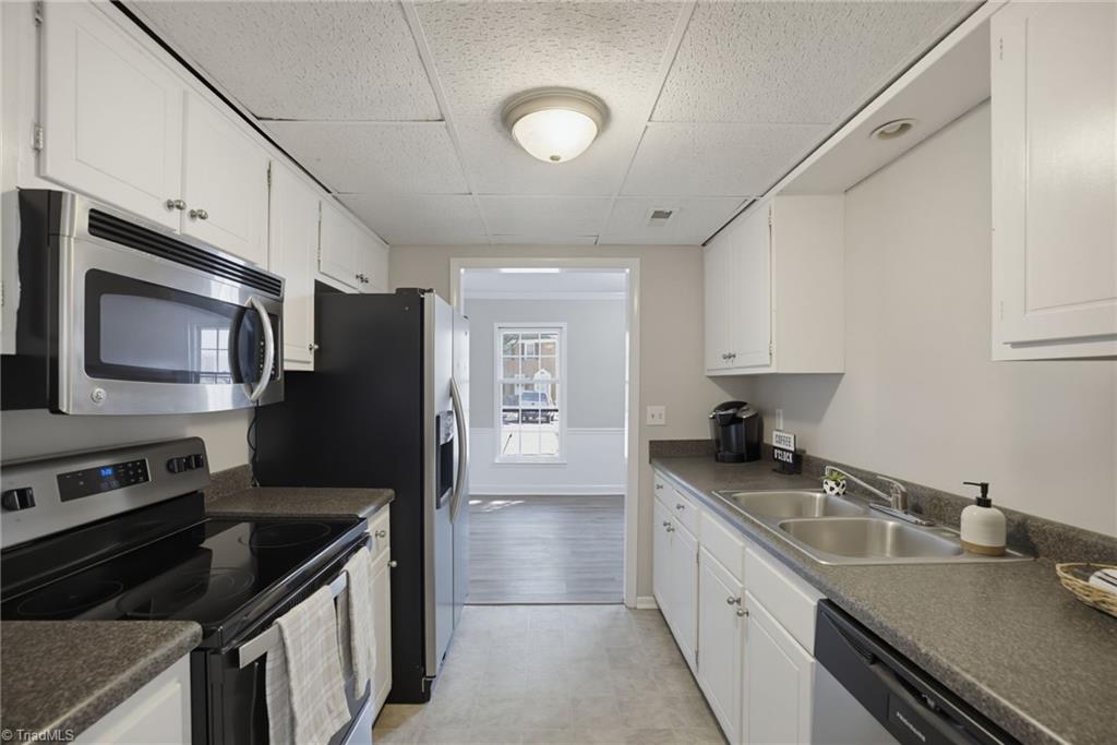 4080 Huntingreen Lane # C Property Photo 10