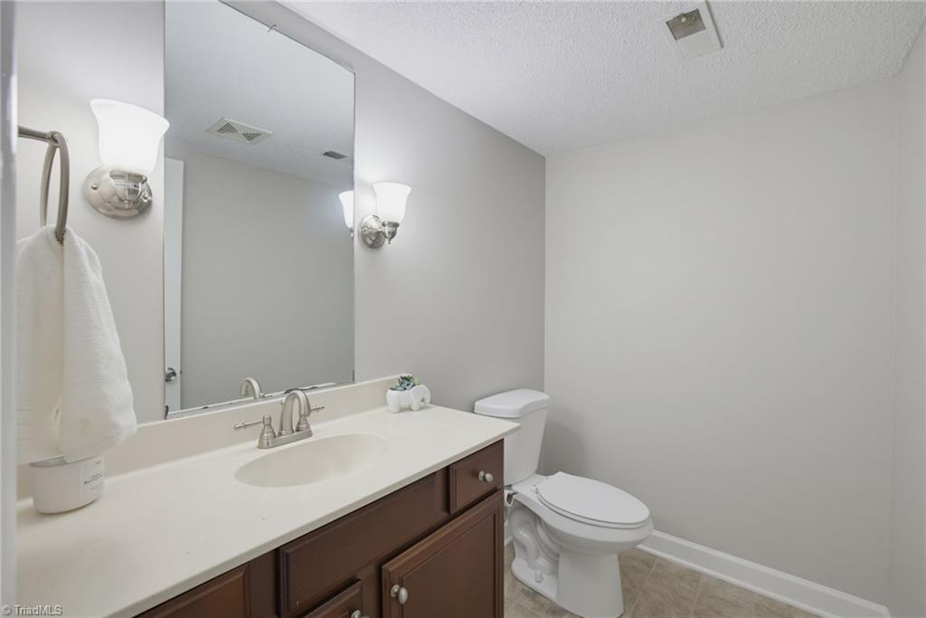4080 Huntingreen Lane # C Property Photo 17