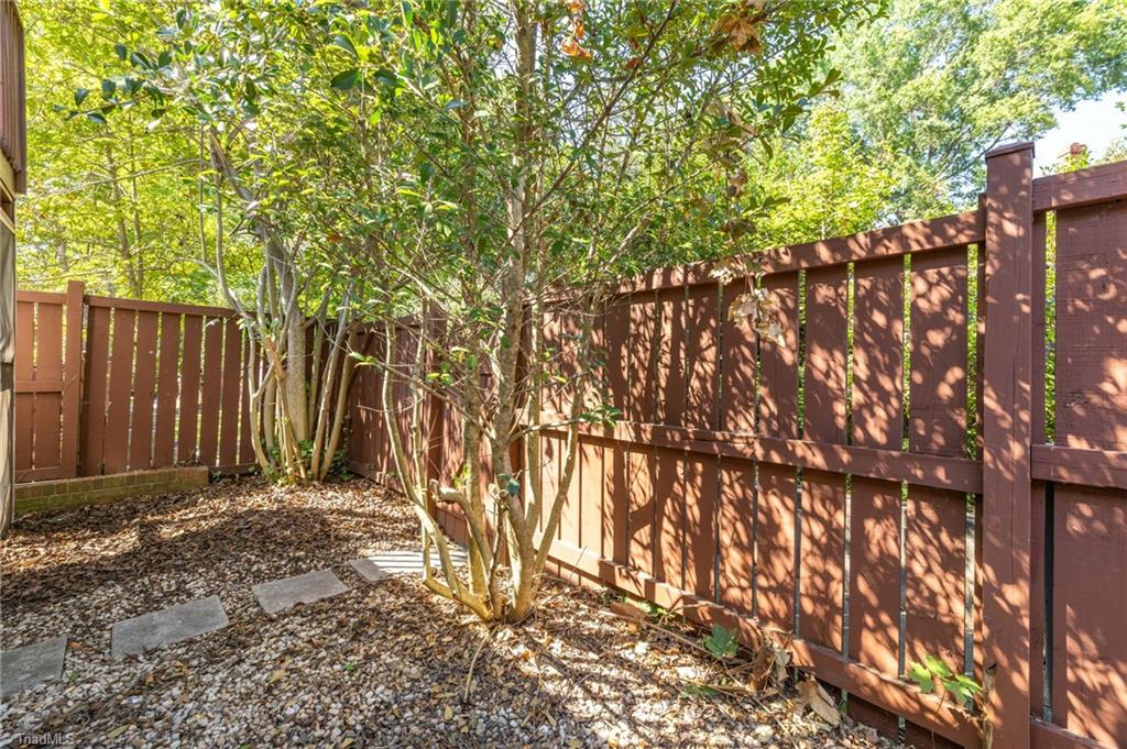 4080 Huntingreen Lane # C Property Photo 28