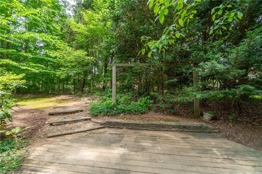 6100 Lomond Drive Property Photo 33