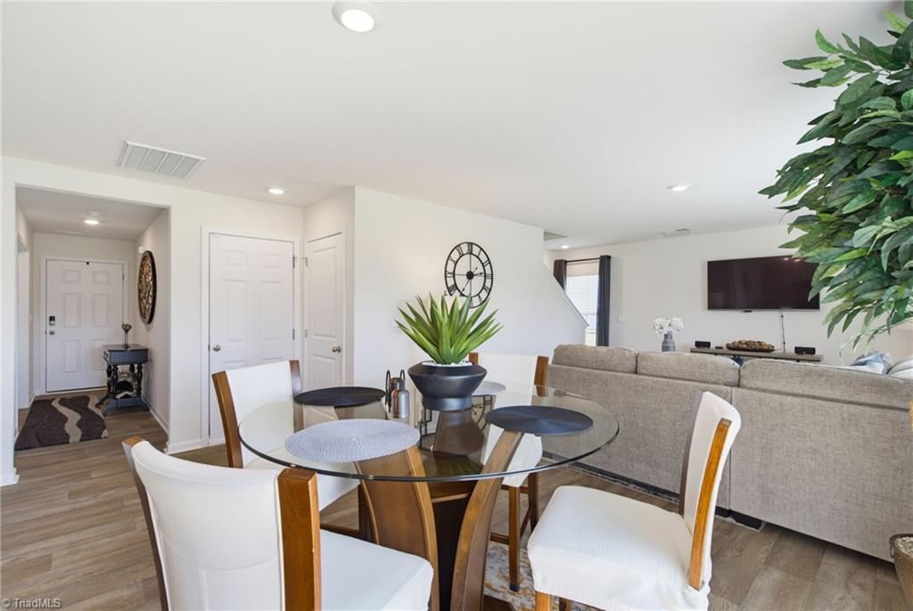 648 Fionn Street Property Photo 7