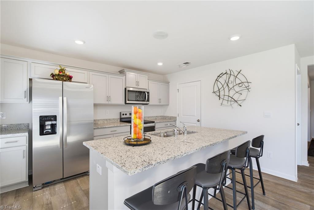 648 Fionn Street Property Photo 8