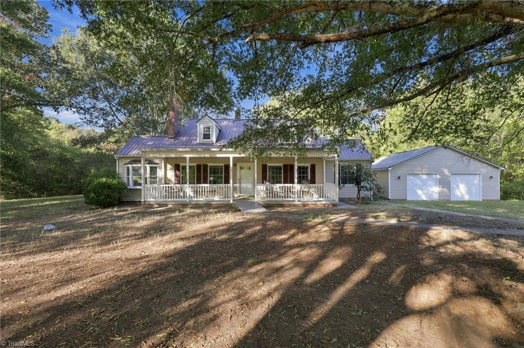 636 Stoney Creek Church Road Property Photo 1