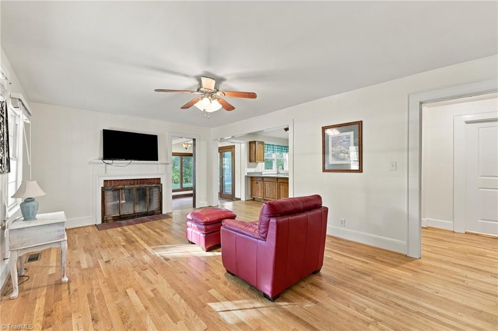 636 Stoney Creek Church Road Property Photo 4