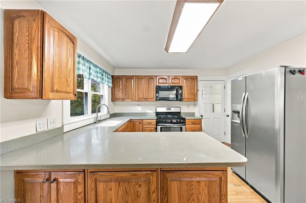 636 Stoney Creek Church Road Property Photo 7